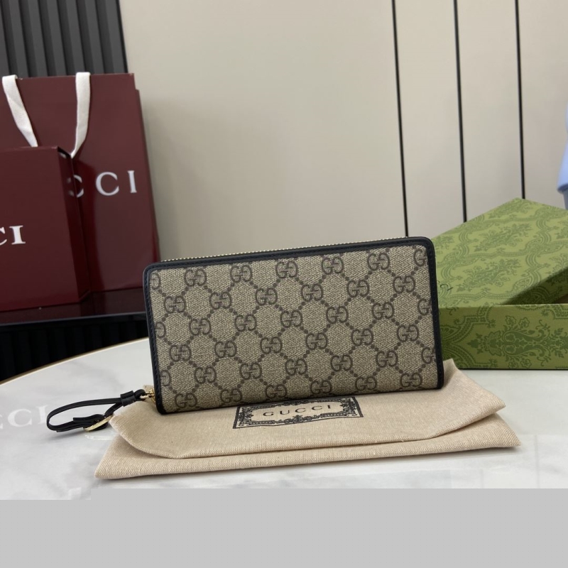 G*u*i wallets & purse